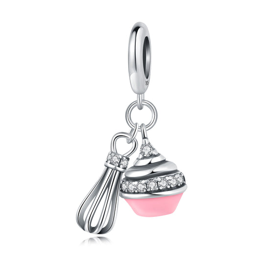 Cupcake ve Çırpıcı Sallantılı Charm
