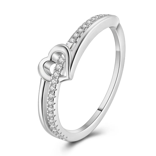 Işıltılı Kalp Motifli Yüzük