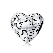 Sarmaşık Taşlı Kalpli Charm
