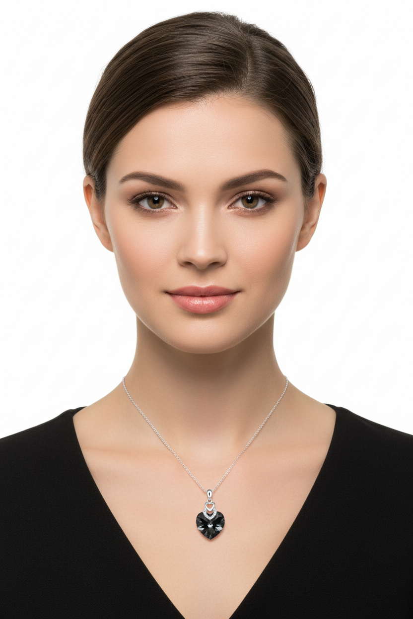 Çok küçük 18mm black diamond kolye